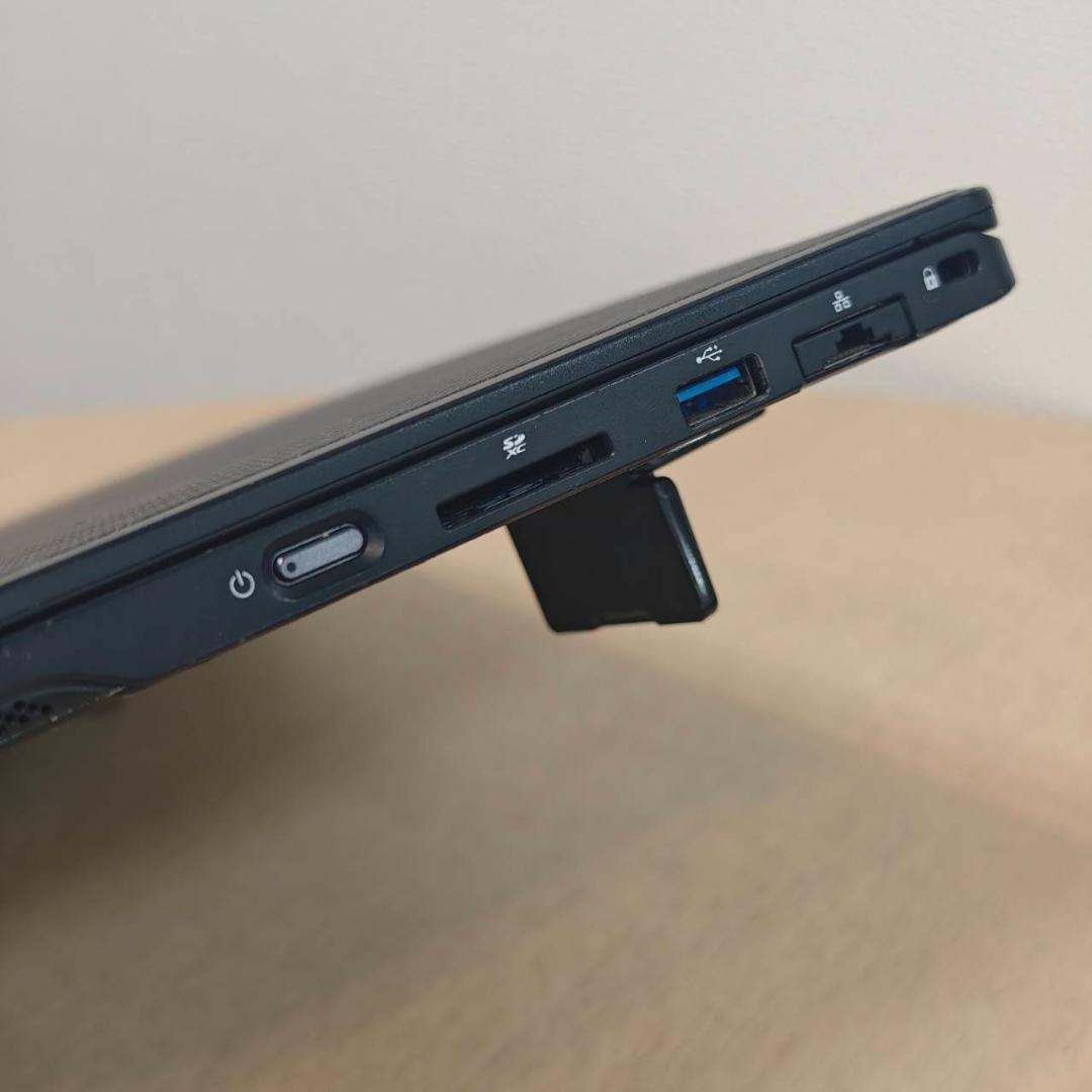 Windowsノート本体 Fujitsu LIFEBOOK U939X/A