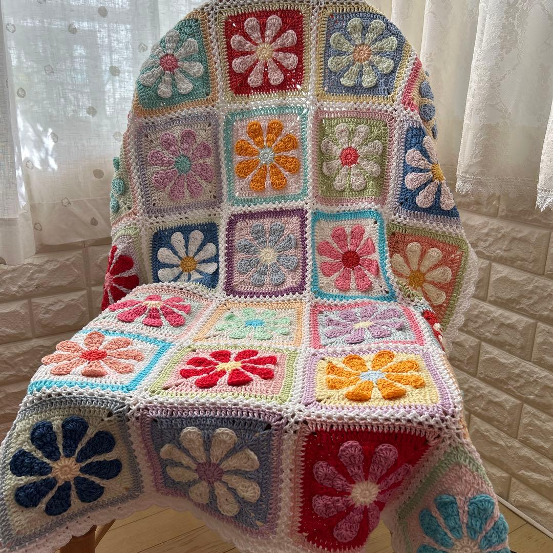 デイジーモチーフ マルチカバー 手編み ブランケット グラニースクエア