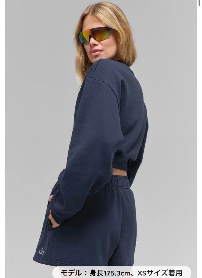 【新品未使用タグ付き】正規品　alo クロップド Accolade クルーネック