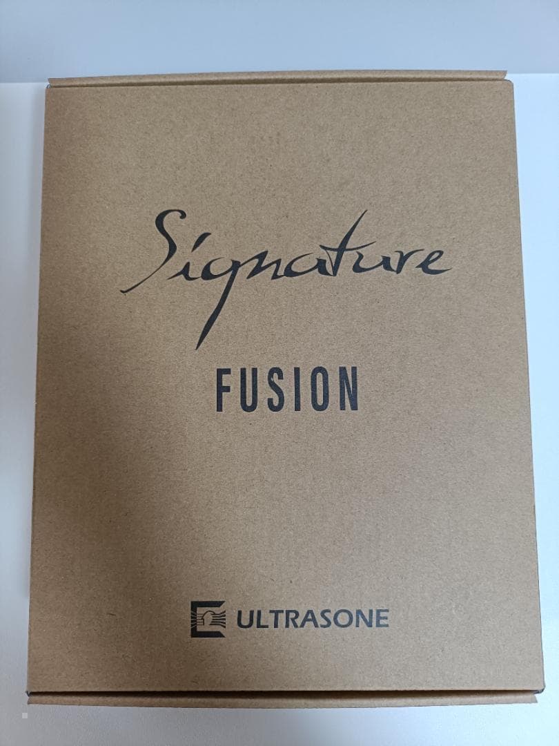 有線ヘッドホン ULTRASONE Signature FUSION