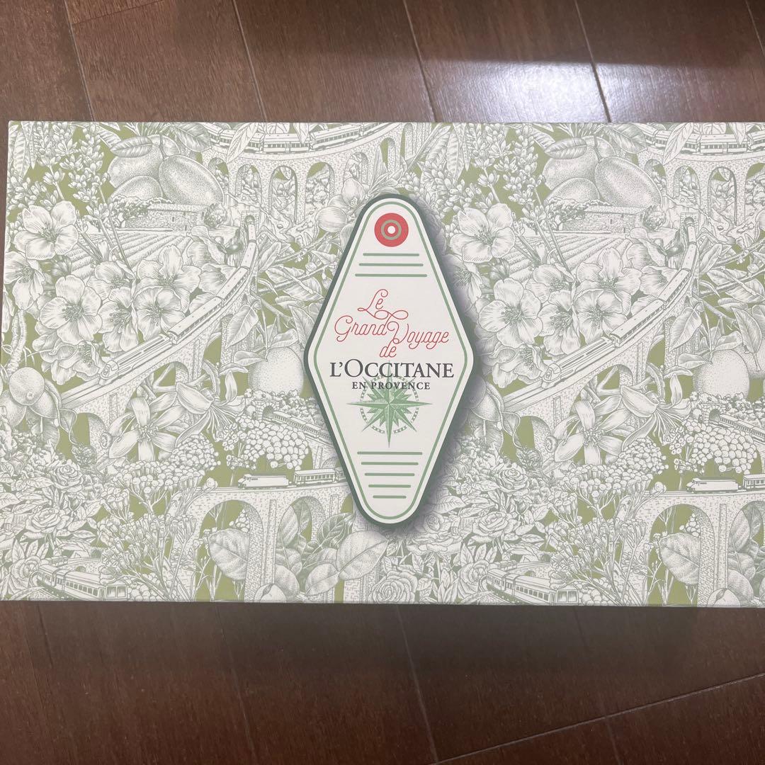 ロクシタン　ルミンシアナアーモンド　コンプリート　新品