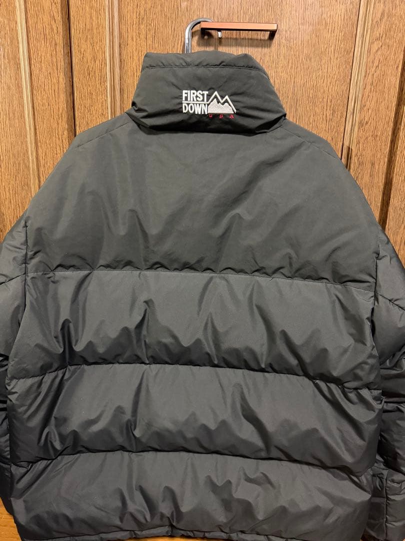 FIRST DOWN ブラック ダウンジャケットXL