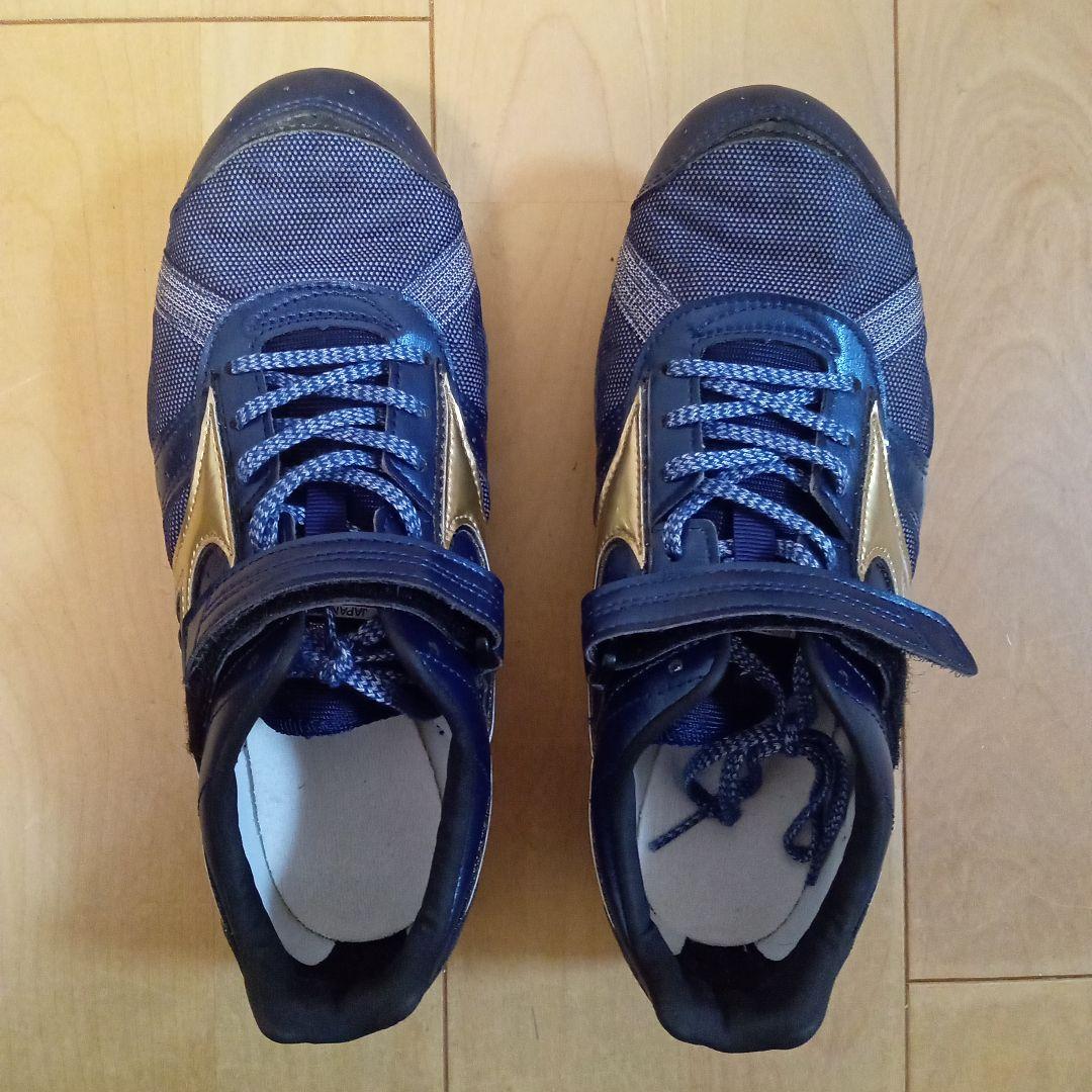Mizuno 走幅跳用スパイクシューズ ネイビー/ゴールド