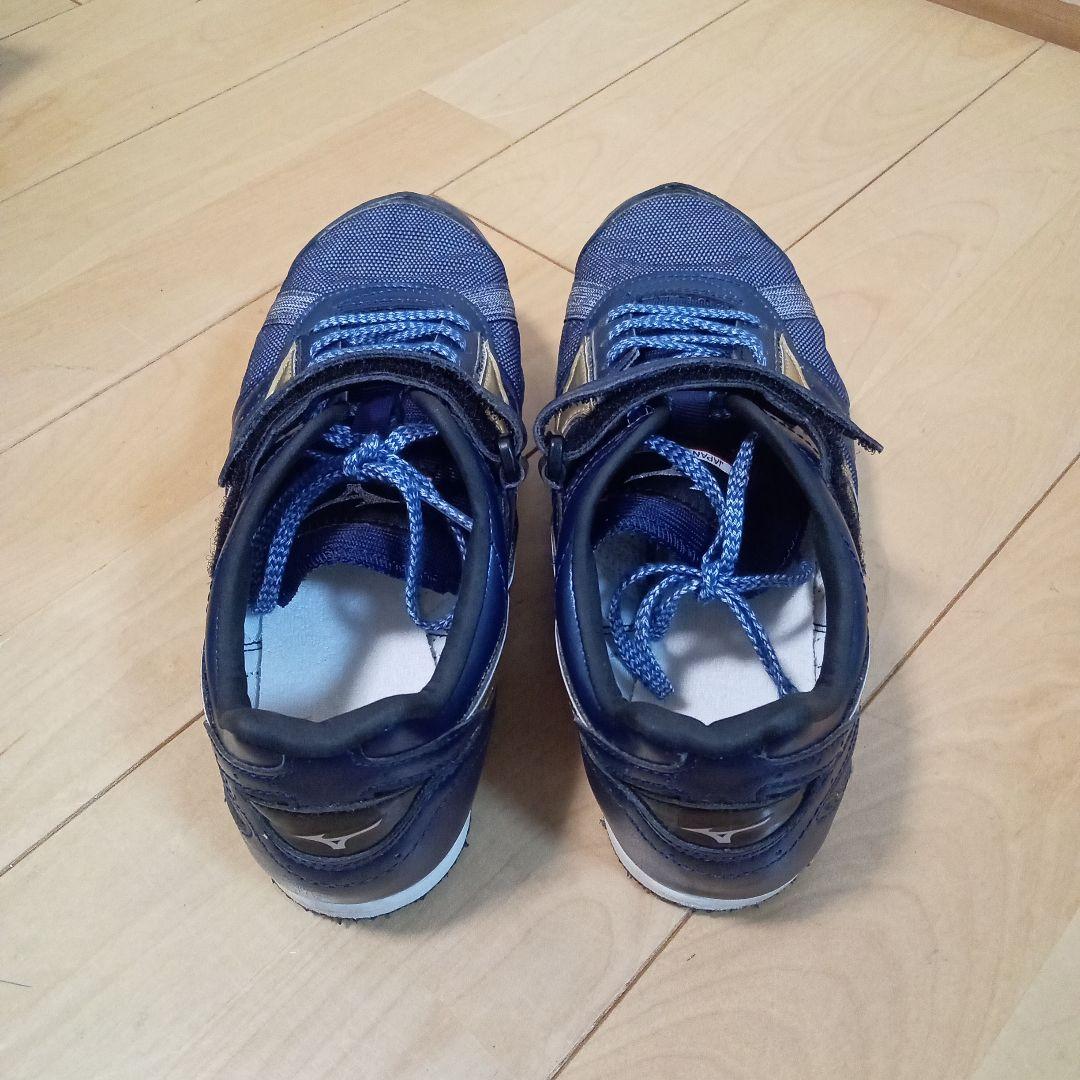 Mizuno 走幅跳用スパイクシューズ ネイビー/ゴールド