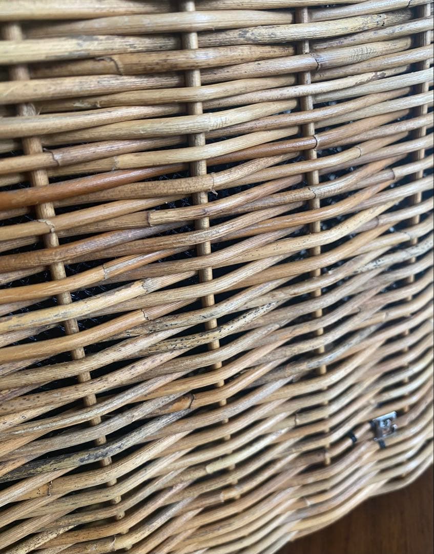 エバゴスebagos角たてバスケットスイッチハンドルリサイクルリップかぶせ黒