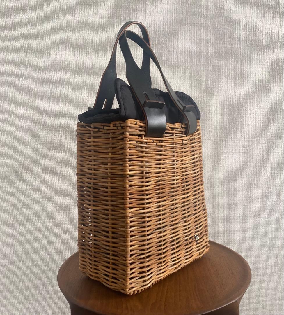 エバゴスebagos角たてバスケットスイッチハンドルリサイクルリップかぶせ黒