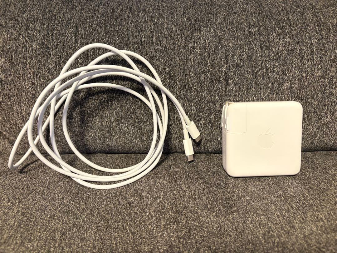 MacBook本体 MacBook Pro 13-inch, 2020 Intel i7