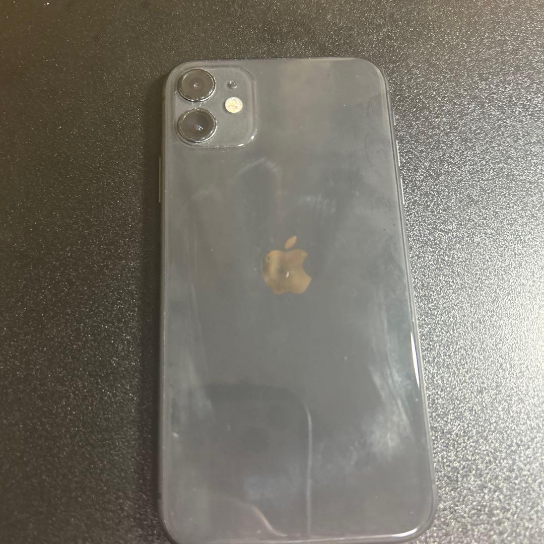 Apple iPhone 11 64GB 黒 本体のみ 初期化済み
