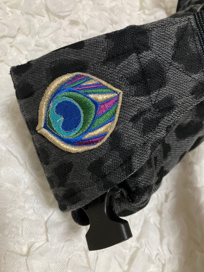 アーティポッペ 抱っこ紐 ヒョウ柄 レオパード