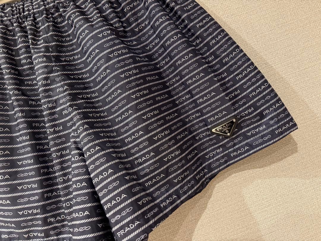 PRADA★Re-Nylon ロゴ プリント ショートパンツ