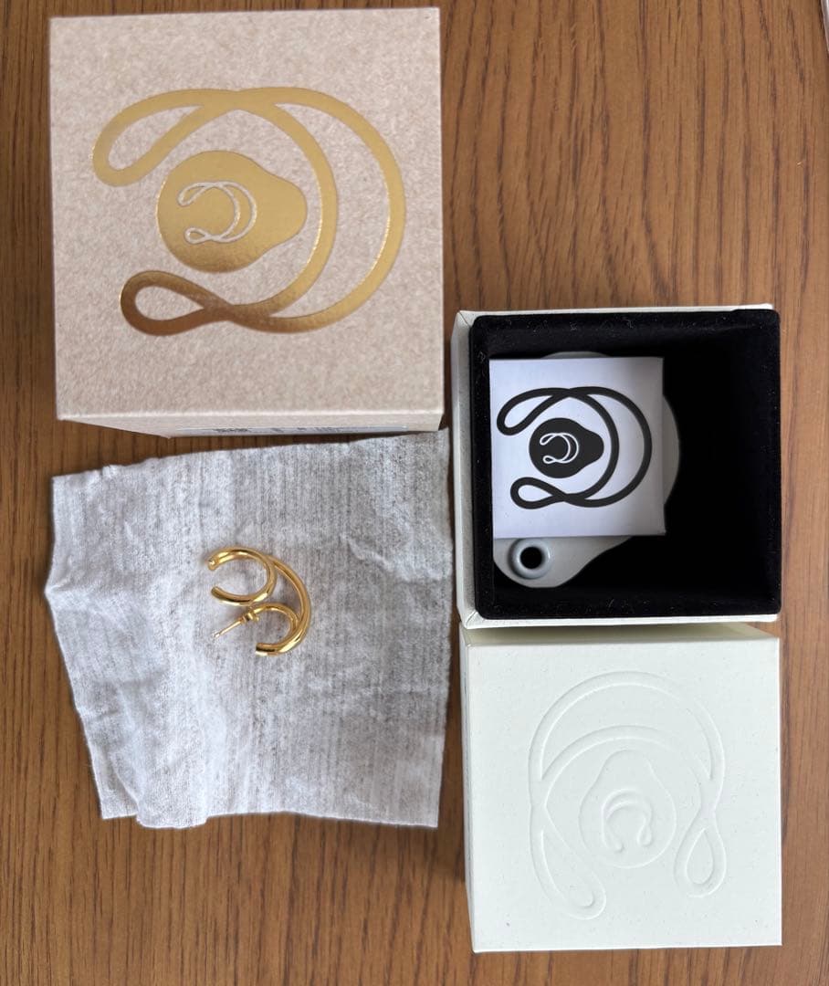 新品 シャルロット シェネ 片耳（右用 ）3連ピアス