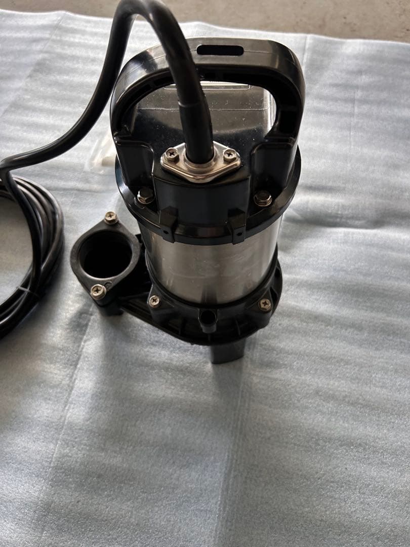 【新品未使用】多少汚れ有り　ツルミポンプ　50PU2.4