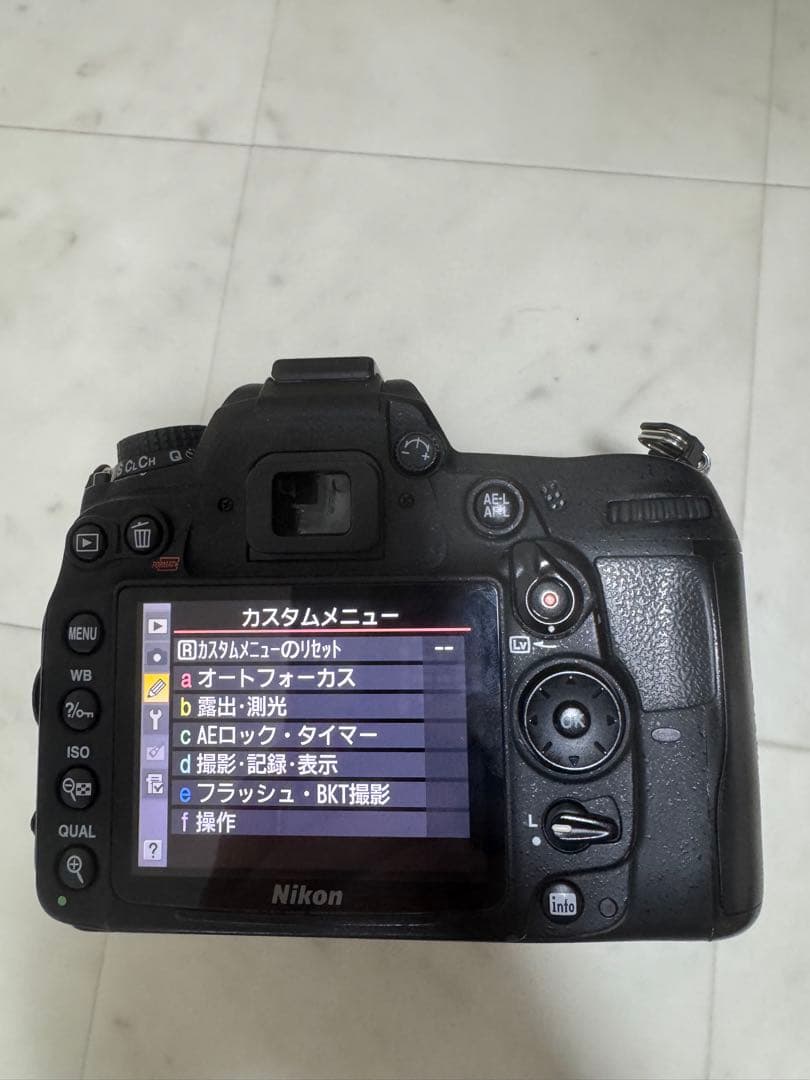 Nikon D7000 デジタル一眼レフ