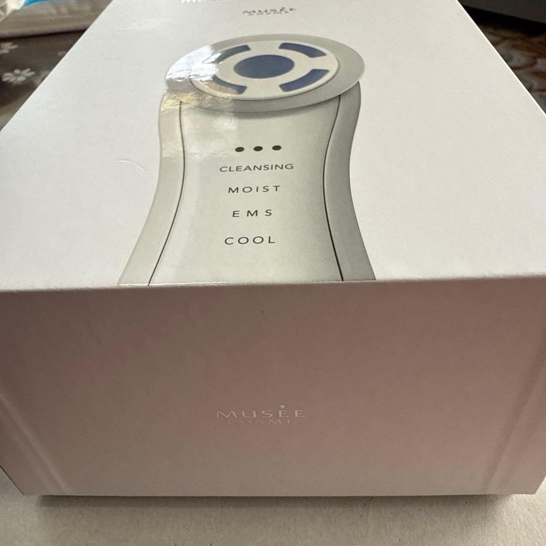 美顔器 ミュゼコスメ　　　　スキンエフェクター　 クレンジング機能付き