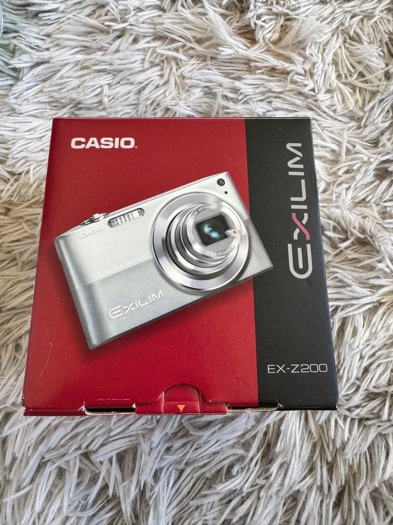 CASIO EX-Z200 コンパクトデジタルカメラ