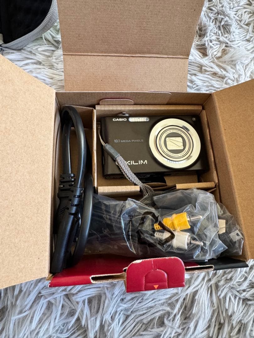 CASIO EX-Z200 コンパクトデジタルカメラ