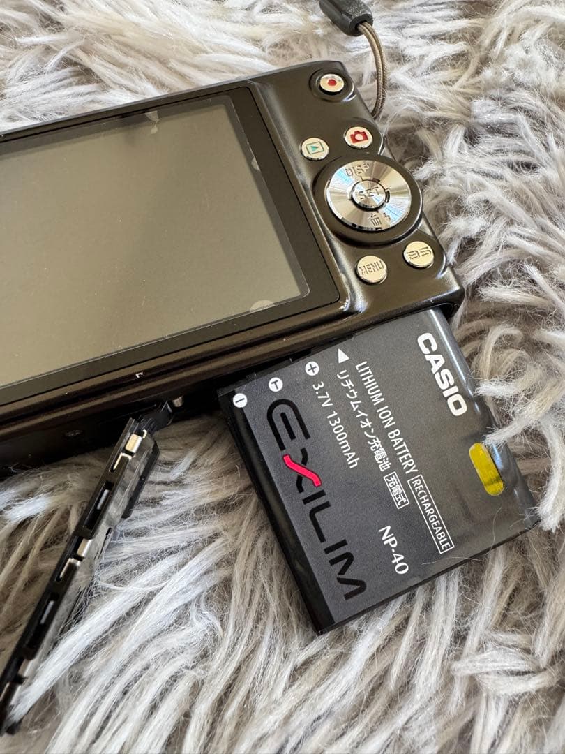 CASIO EX-Z200 コンパクトデジタルカメラ