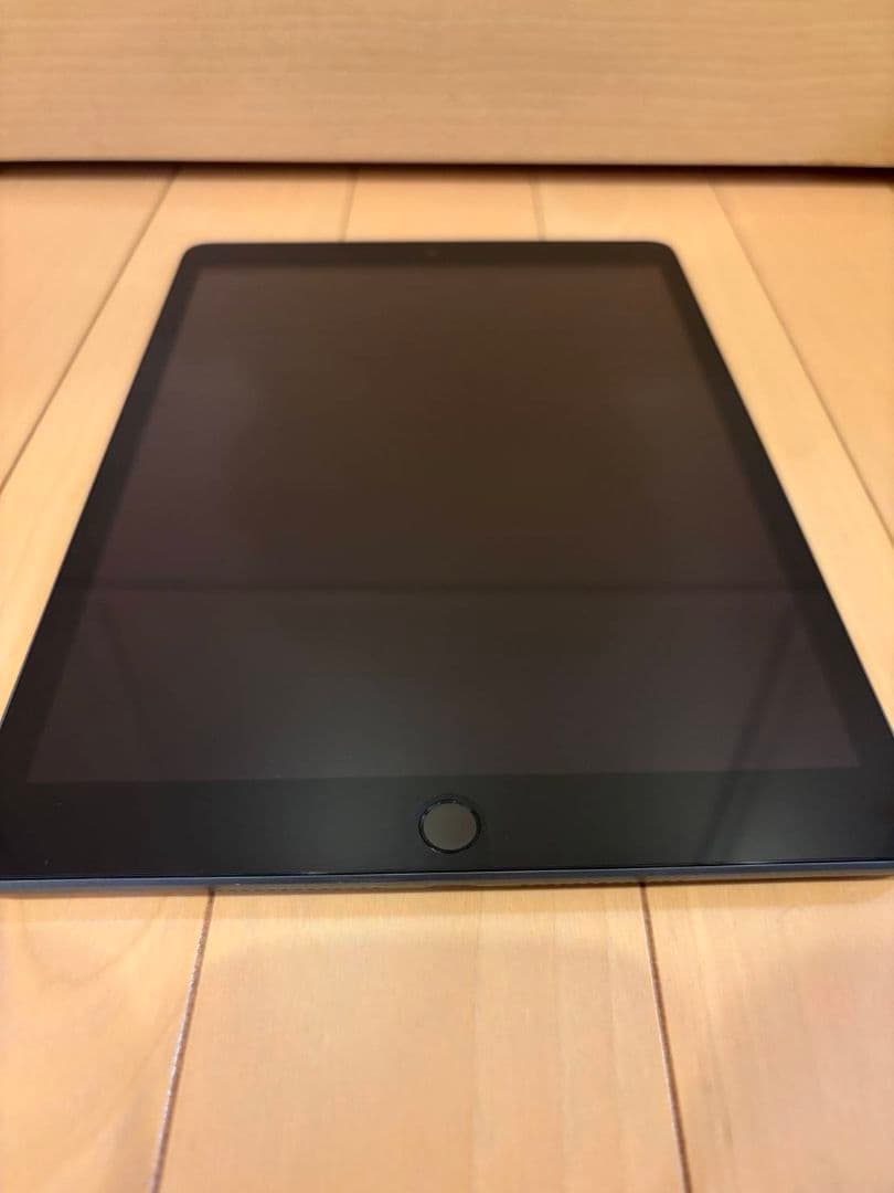 Apple iPad スペースグレー 本体 第9世代 64GB