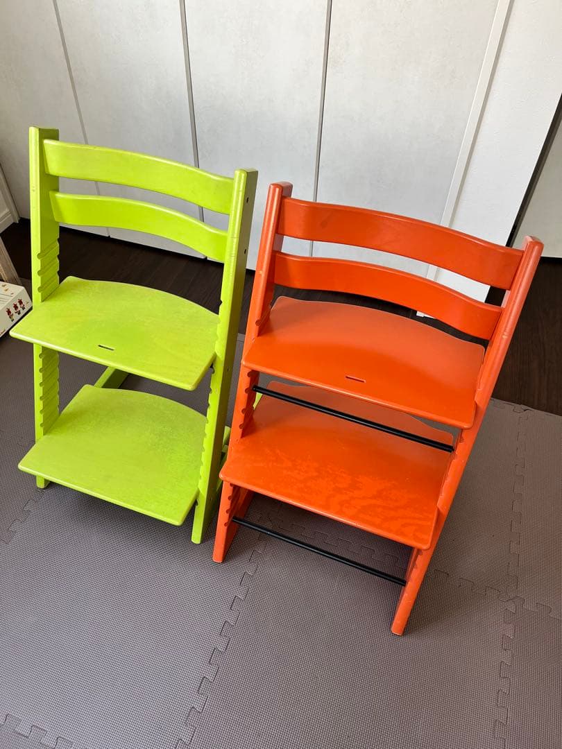 STOKKE ストッケ　トリップ トラップ　グリーンとオレンジのチェア