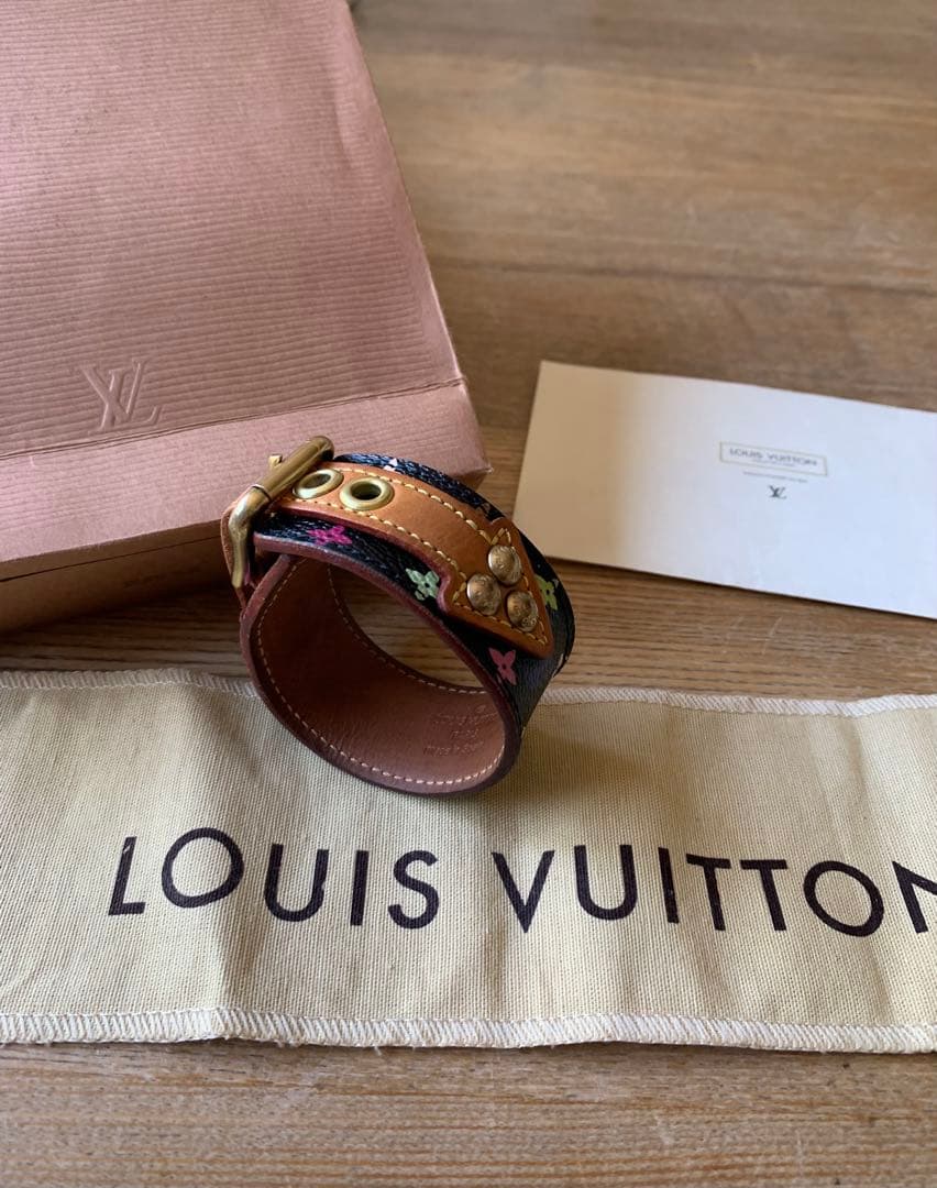 LOUIS VUITTON モノグラムバングル　ルイヴィトン