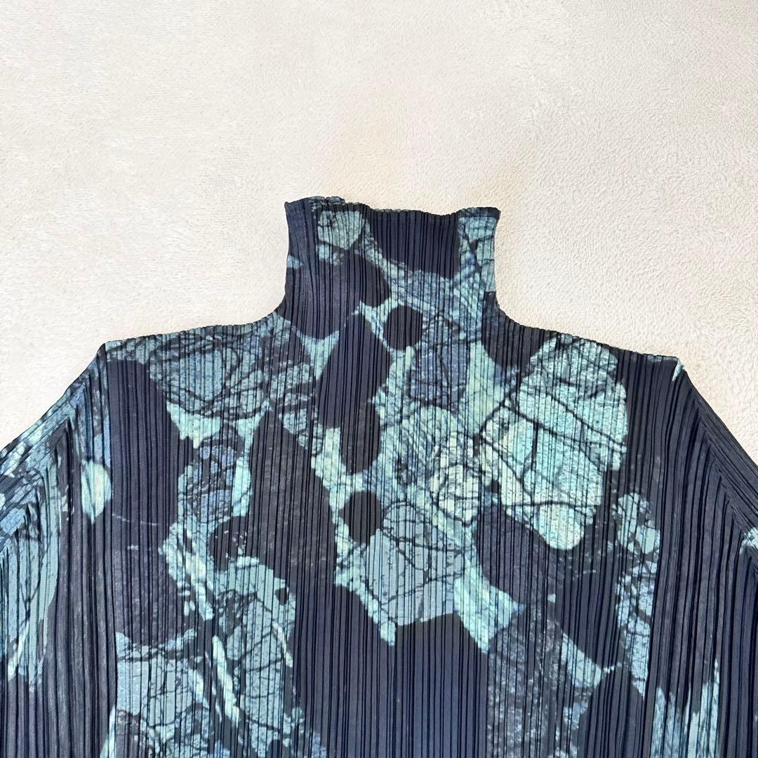 極美品✨PLEATS PLEASE プリーツ　総柄　長袖　ハイネック　チュニック