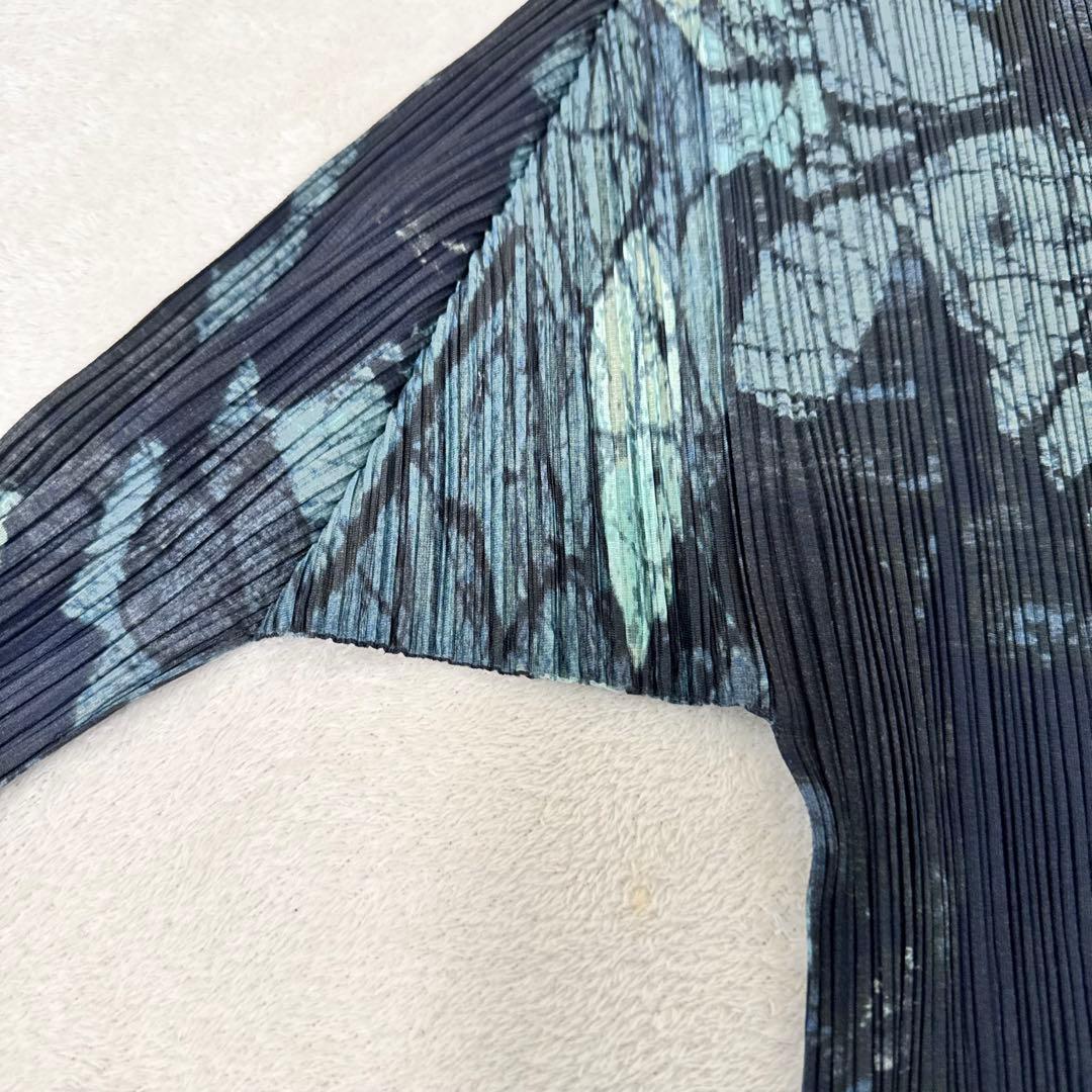 極美品✨PLEATS PLEASE プリーツ　総柄　長袖　ハイネック　チュニック