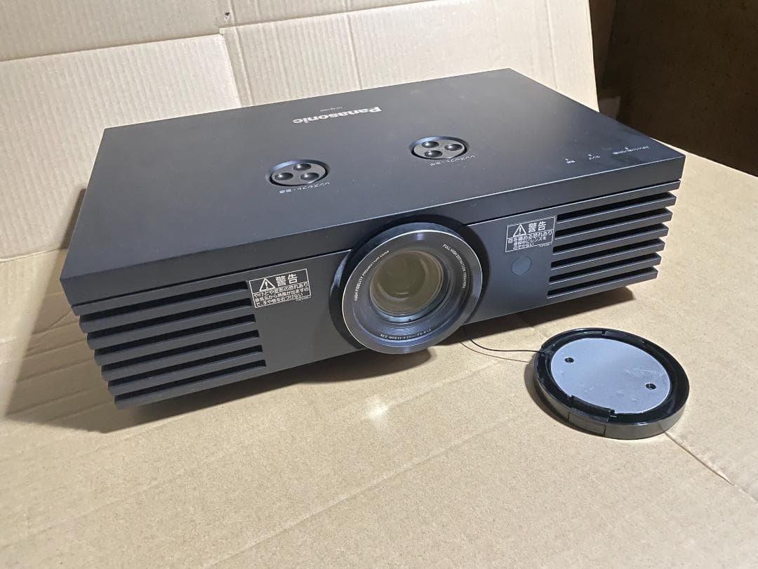 Panasonic 液晶プロジェクター「TH-AE1000」　中古