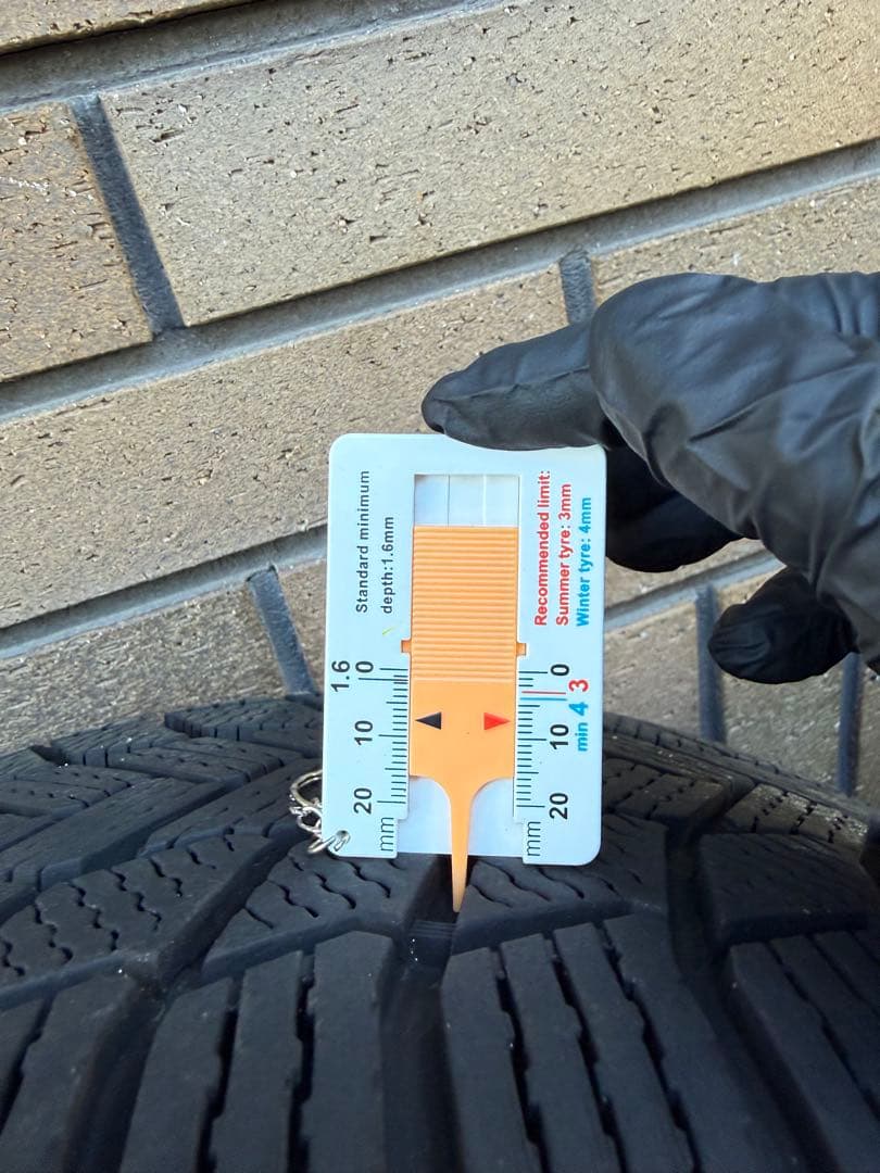 ②メルセデスE300用245/45 R18 ミシュランスタッドレスMAKホイール