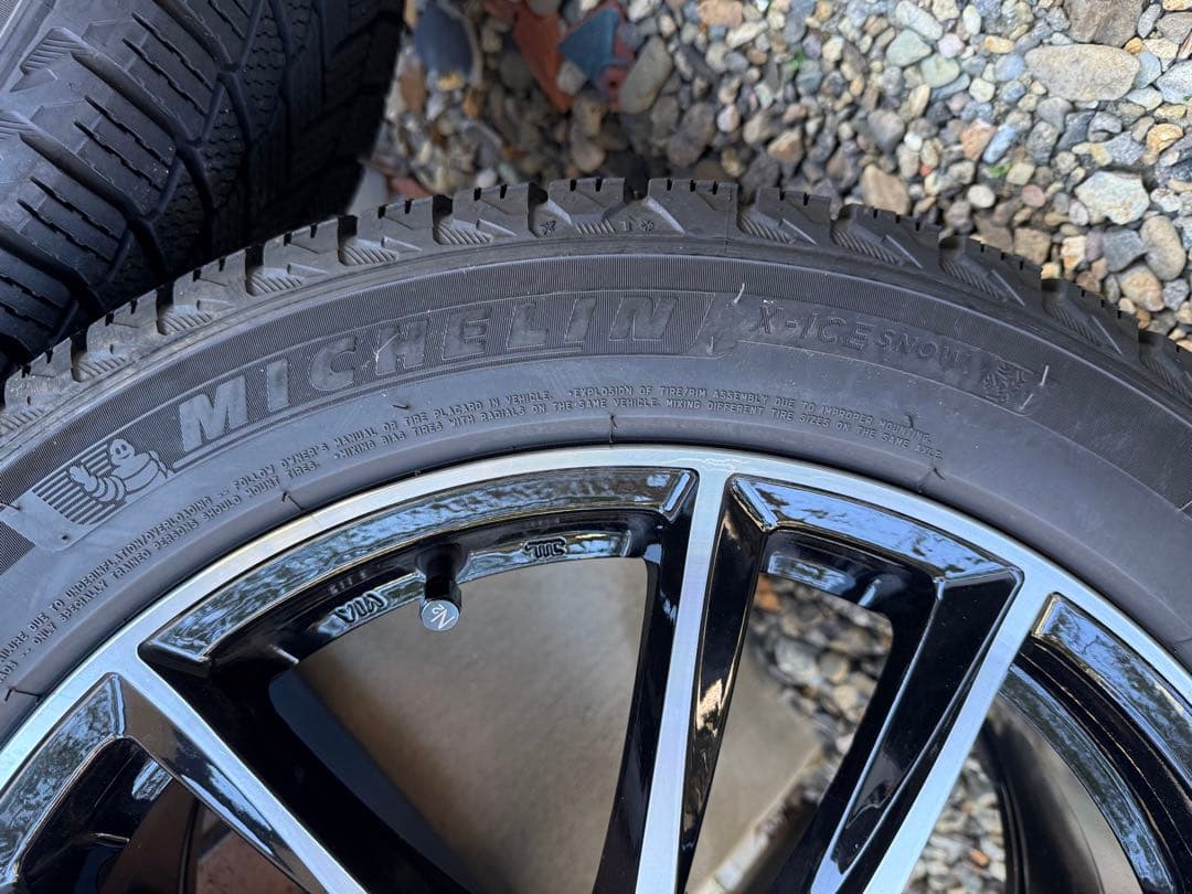 ②メルセデスE300用245/45 R18 ミシュランスタッドレスMAKホイール