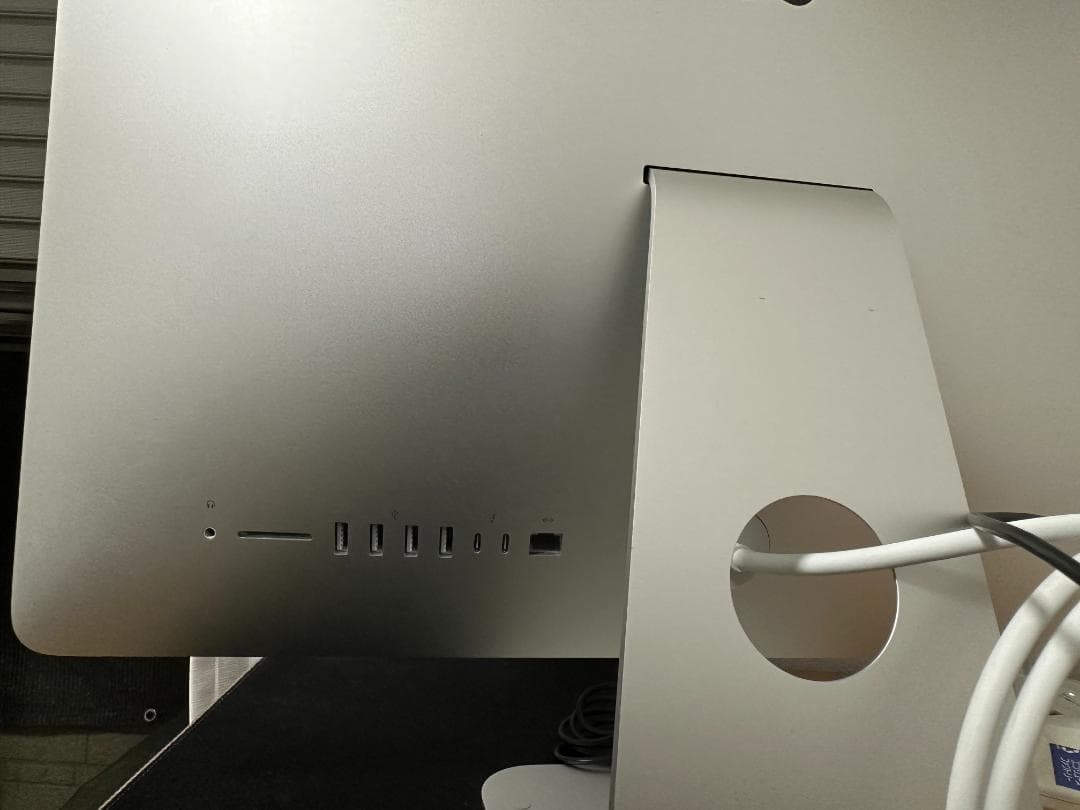 Apple iMac 21.5インチ macOS Ventura 2017