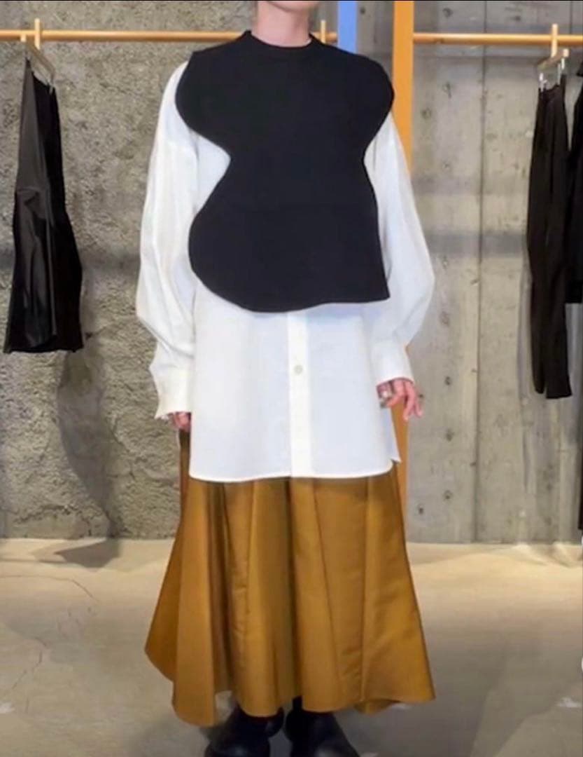 人気 美品 エンフォルド CIRCLE KNIT BIB サークルニットビブ 黒