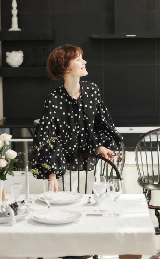 トップス SheerPolkaDotRibbonBlouse/laubeblanc