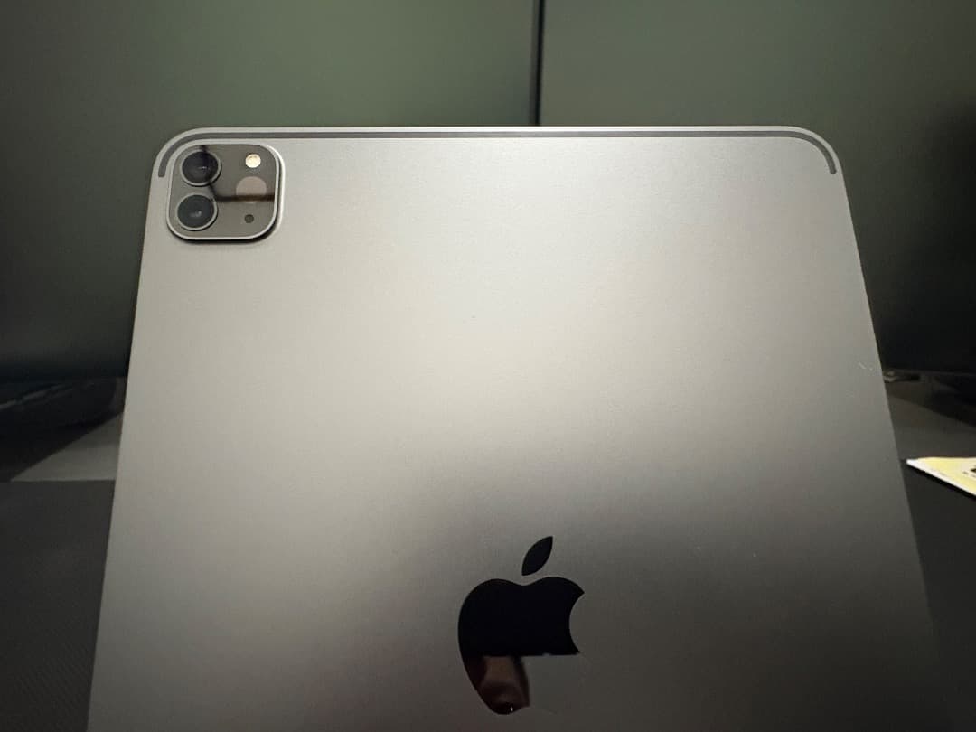 iPad Pro 11 第３世代　256GB　黒　バッテリー95%　美品！！