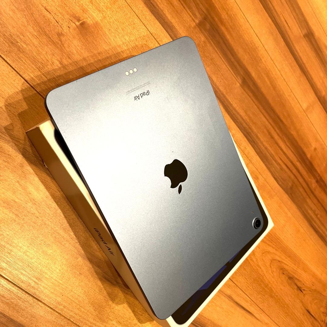 iPad Air（第5世代）64GBブルー