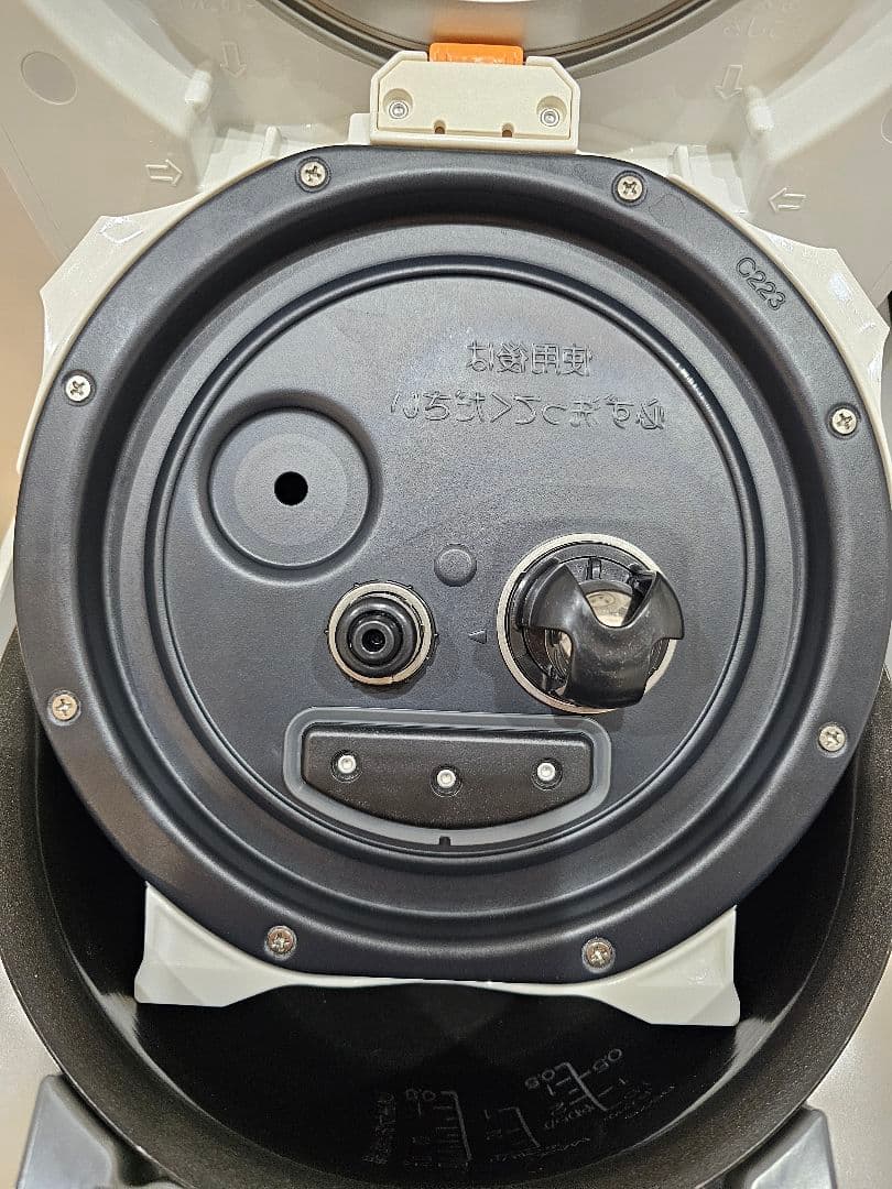 Zojirushi 圧力IH炊飯器 NW-LA10　WZ 　雪白