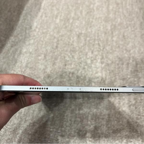 【割引中】Apple iPad PRO 11インチ第3世代 スペースグレー