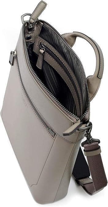 フジタカ 定価39600円 2WAY 縦型 レザーショルダーバッグ 牛革 B5