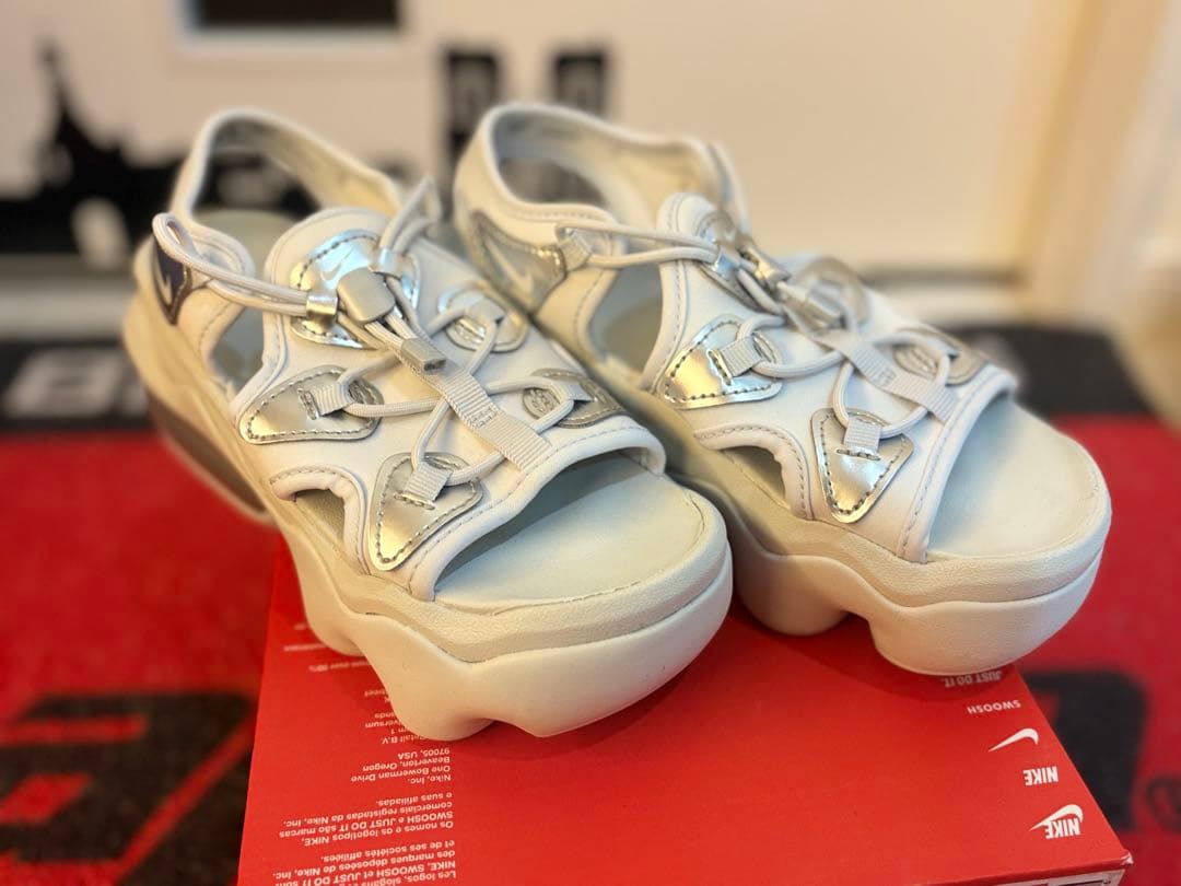 ナイキ　ココサンダル　KOKO エアマックス　HJ9651-001 22cm