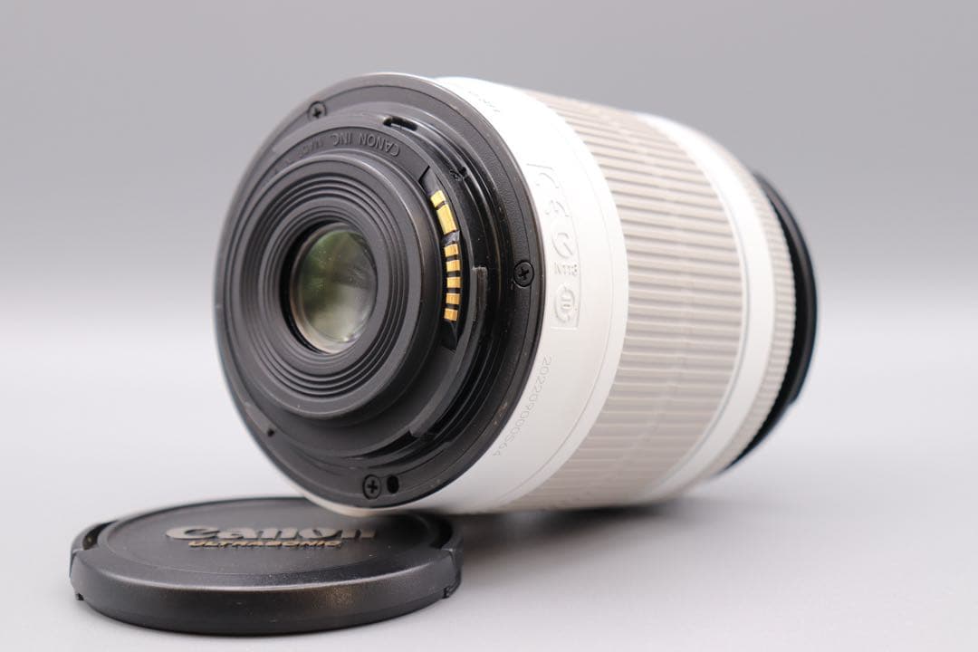 【ショット数2000以下】希少ホワイト！ Canon EOS Kiss X7