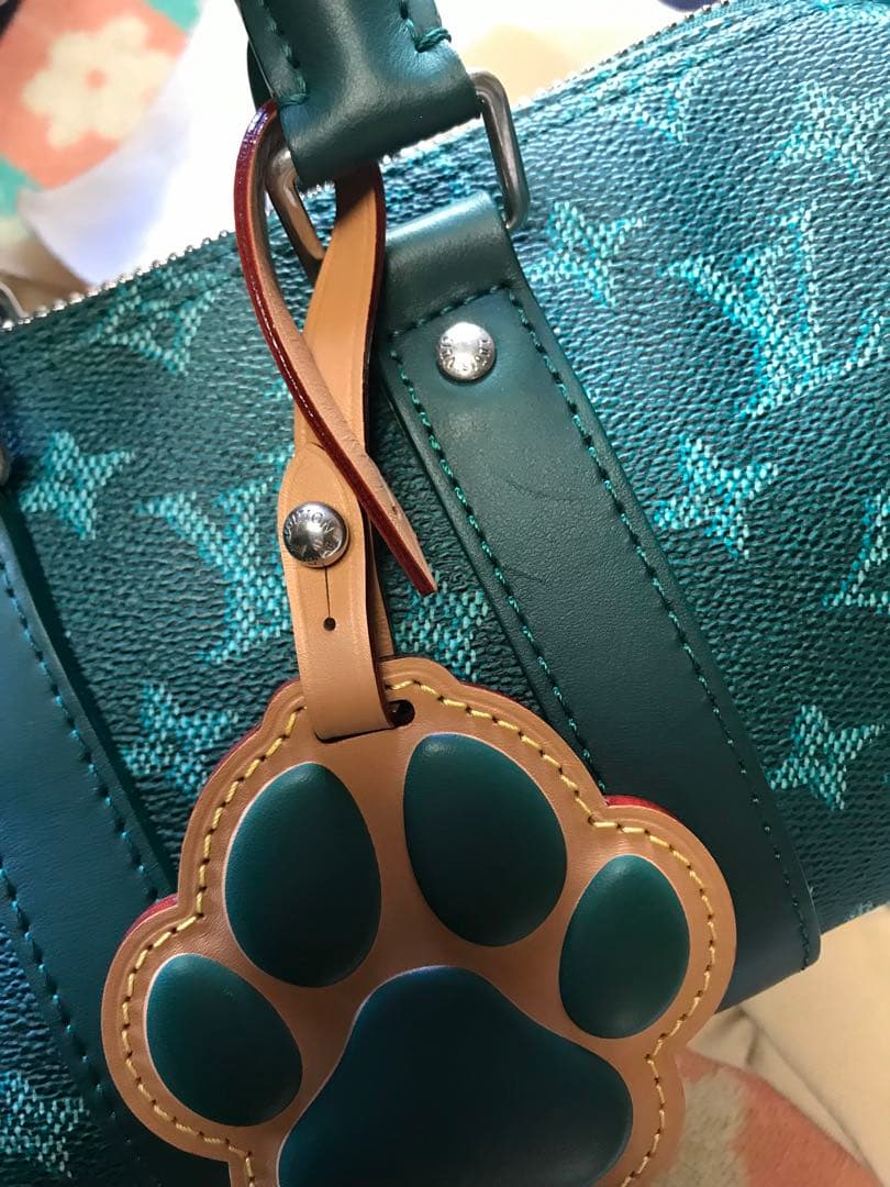 ルイヴィトン キーポル25 モノグラムキャンバス 肉球チャーム付き