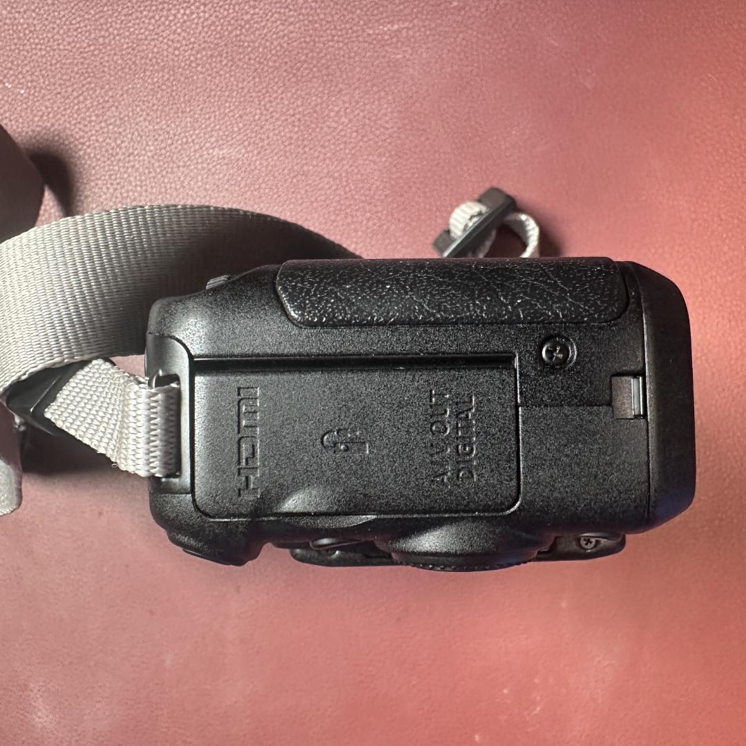 【完動・美品】Canon Power Shot G12 SDカード16GB付き