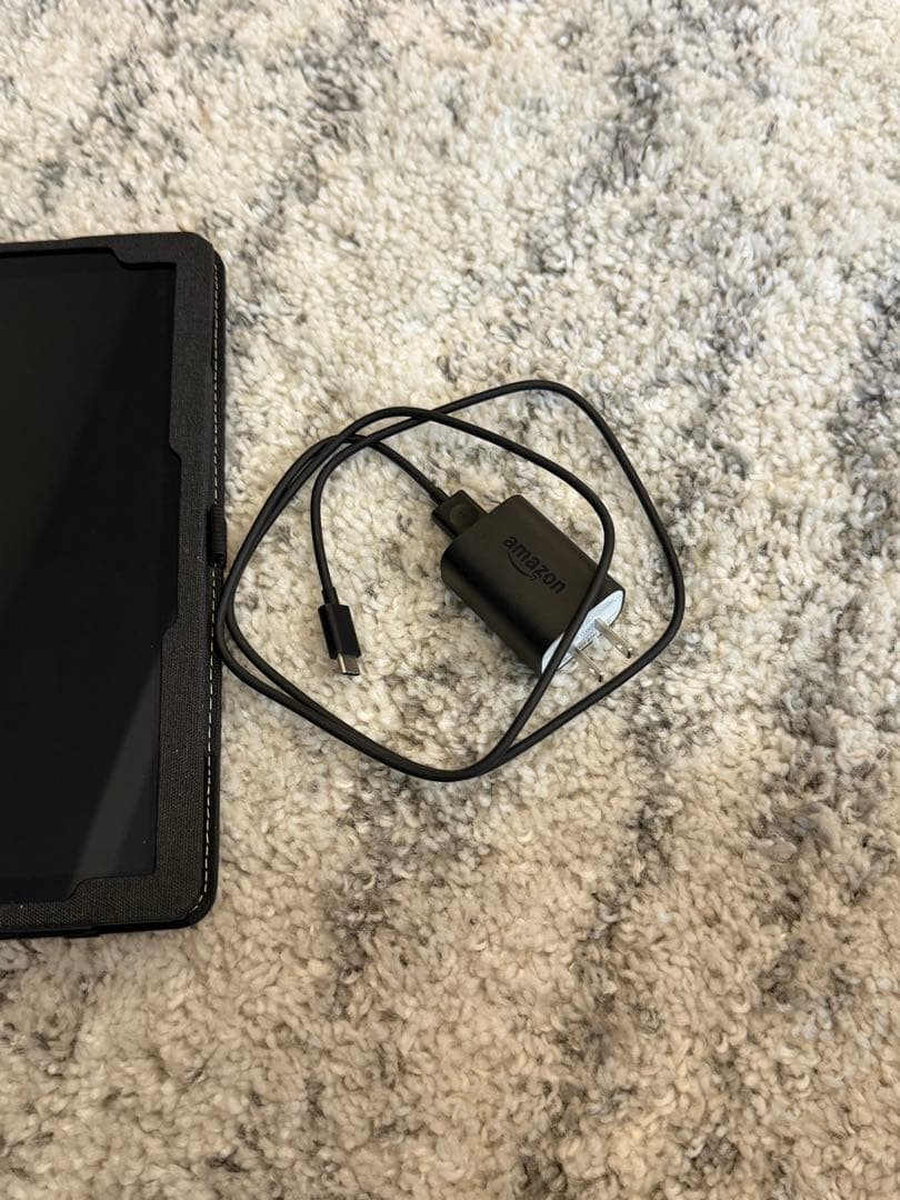 アマゾンfire　タブレット　本体　2023年第13世代　32GB