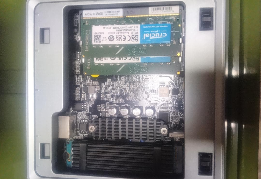 MINISFORUM UM350 ミニPC　16GBメモリ 512GB SSD