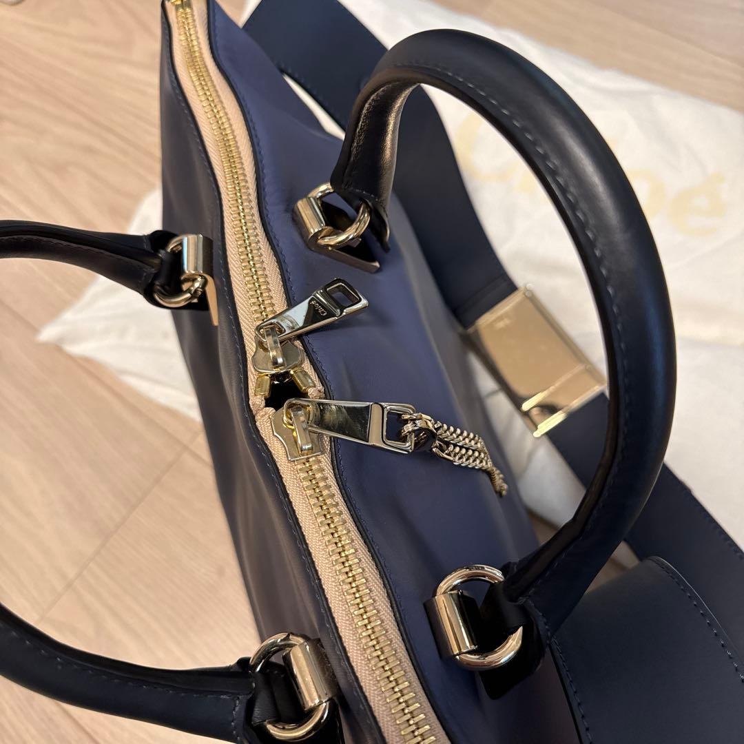 Chloé ネイビー レザーバッグ　新品未使用