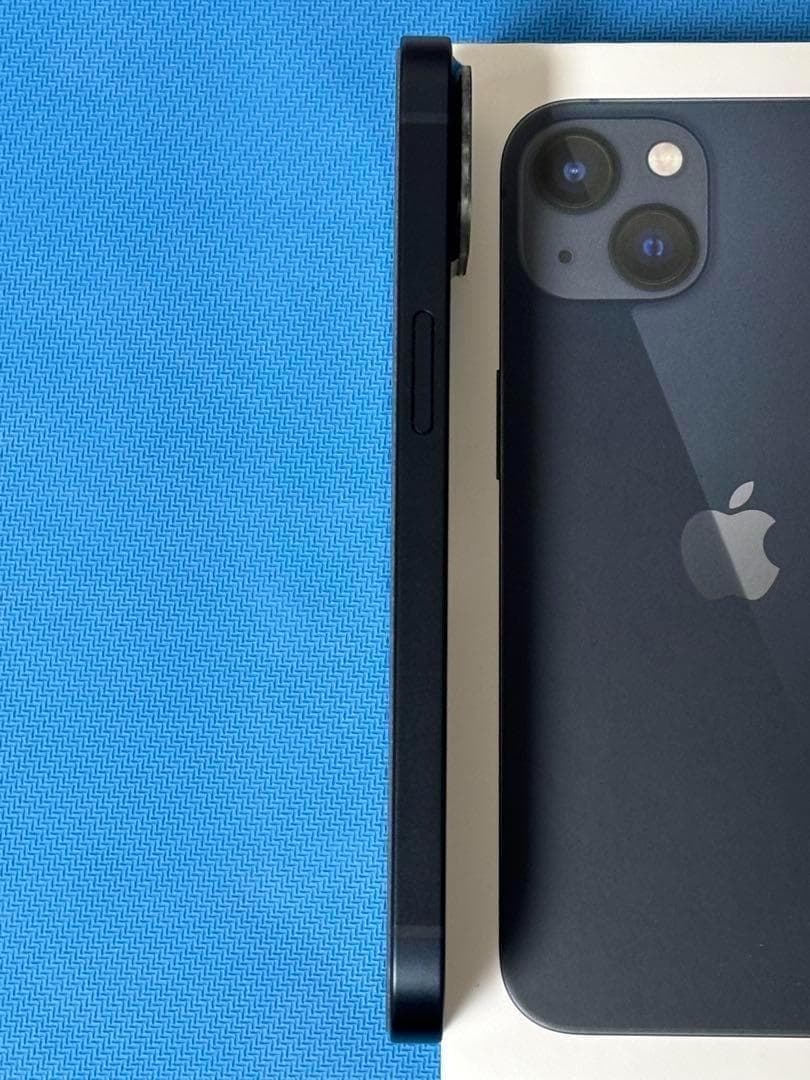 iPhone 13 128GB ミッドナイト SIMフリー 手帳型ケース付き