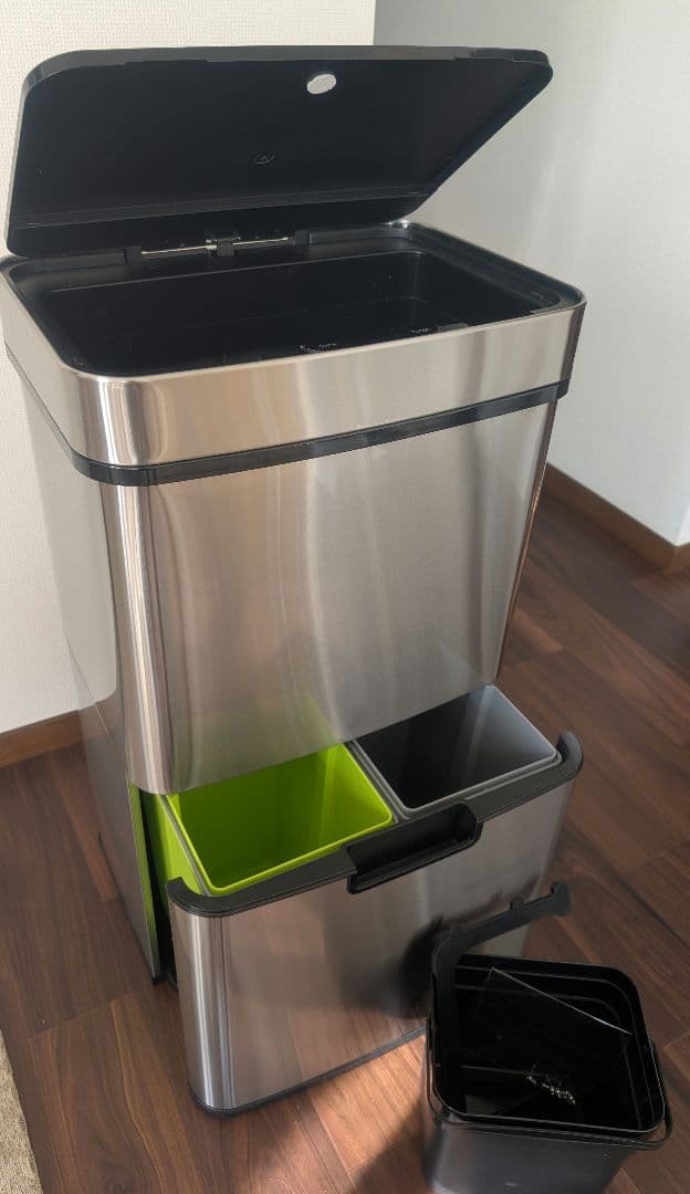 シルバー ごみ箱 62L 自動開閉機能