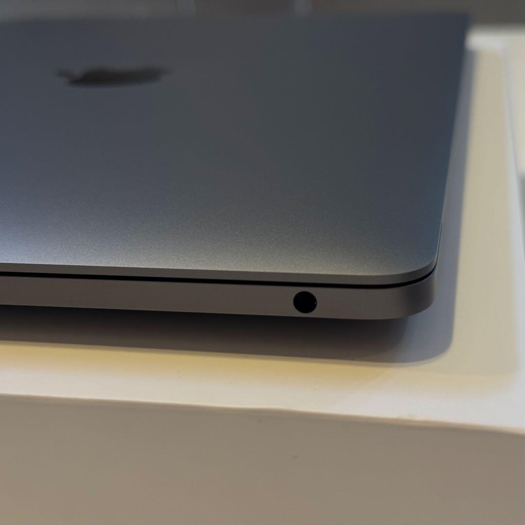 美品 100%,MacBookPro,M2,8GB,512G,13インチ