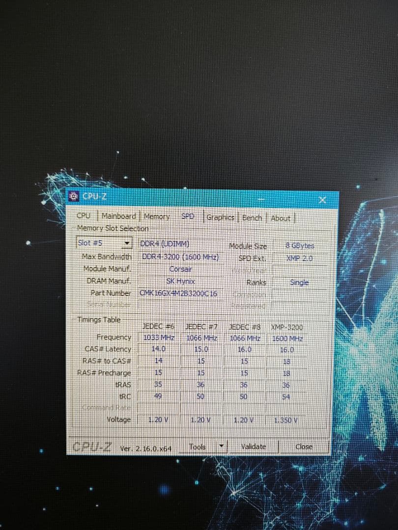 メモリー Corsair Vengeance LPX DDR4 8GBx2(16GB)