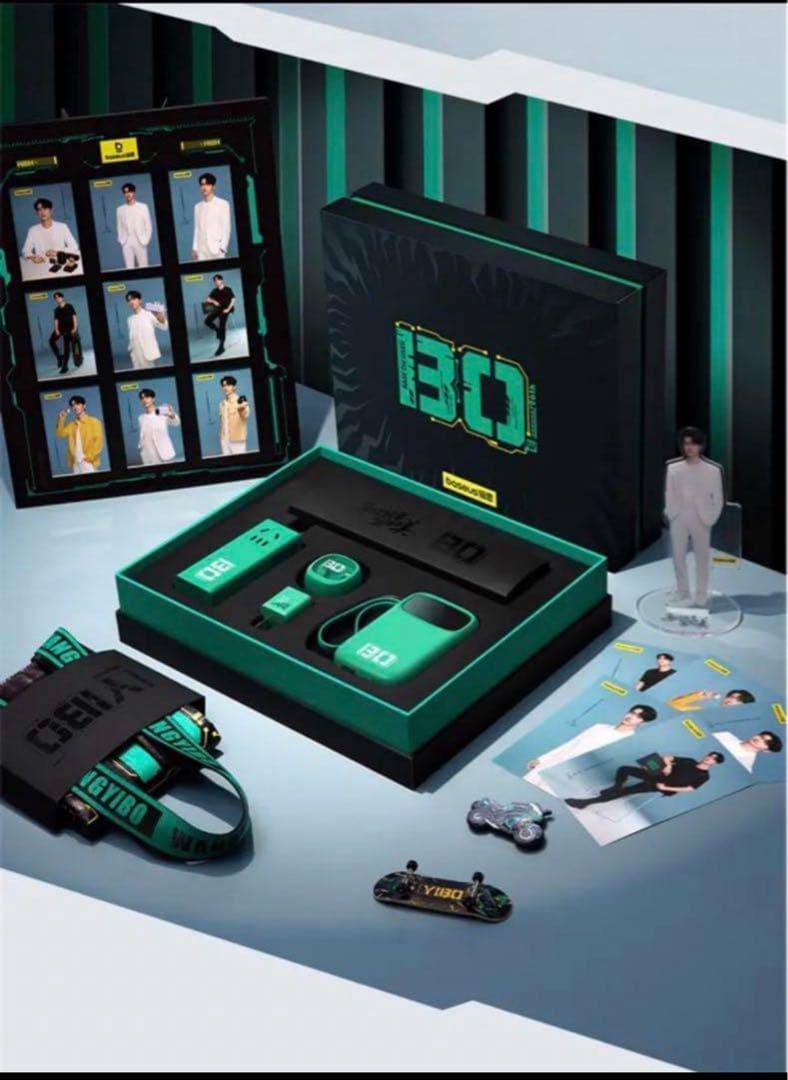 baseus 王一博 限定色 バッテリー 10000mAh