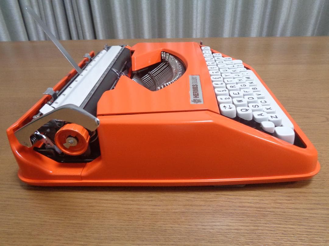 完動品　HERMES BABY エルメスベイビータイプライター カスタムカラー